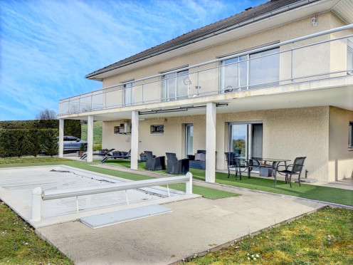 Villa à  Pugny-Chatenod (73100), 5 pièces