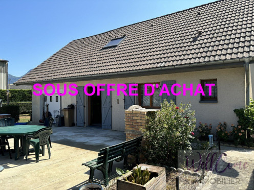 Maison à Yenne (73170), 7 pièces
