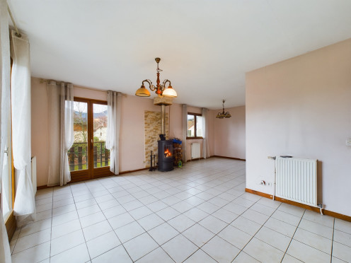 Maison à Les Marches (73800), 5 pièces