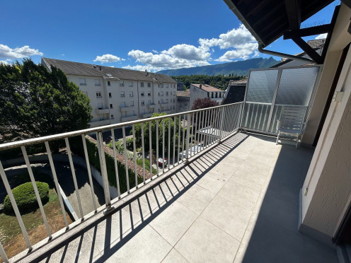 Appartement à Aix-les-Bains (73100), 3 pièces