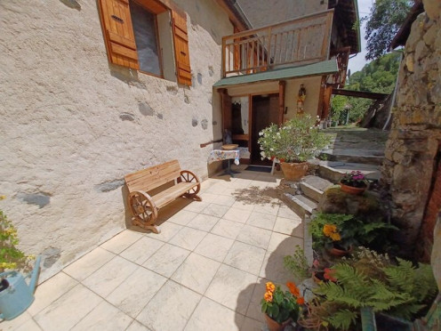 Appartement à Saint-Martin-d'Arc (73140), 5 pièces