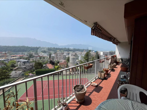 Appartement à Aix-les-Bains (73100), 5 pièces