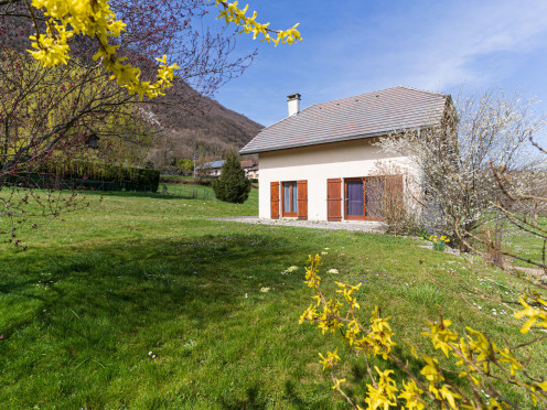 Maison à La Biolle (73410), 5 pièces