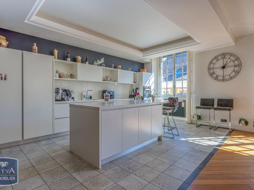 Appartement à Chambéry (73000), 5 pièces