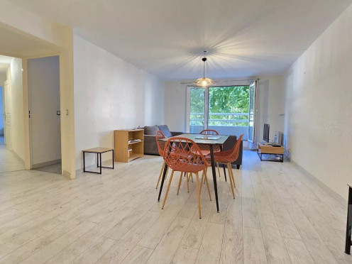 Appartement à Chambéry (73000), 4 pièces