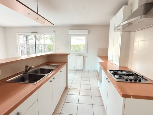 Appartement à Aix-les-Bains (73100), 3 pièces