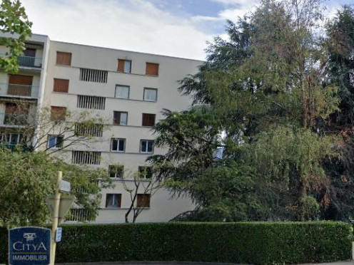 Parking à La Motte-Servolex (73290),  pièces