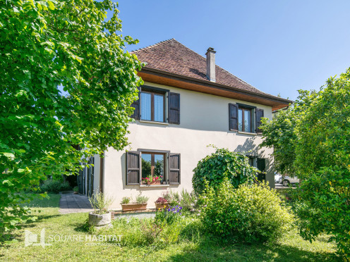 Maison à  Domessin (73330), 8 pièces