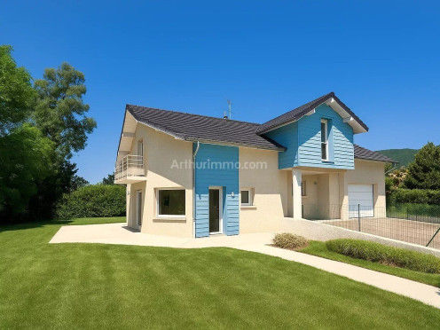 Villa à  Brison-Saint-Innocent (73100), 8 pièces