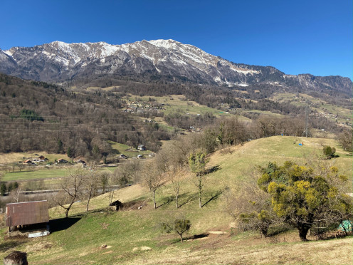 Terrain à Césarches (73200), pièces