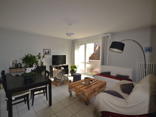 Appartement à Aix-les-Bains (73100), 3 pièces