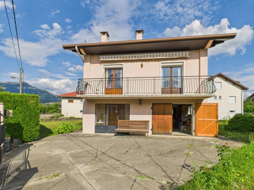 Maison de ville à  Chambéry (73000), 4 pièces