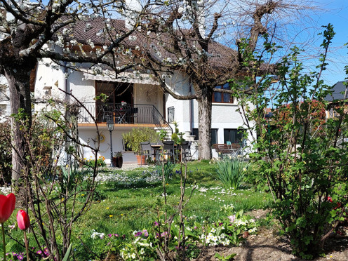 Maison à Aix-les-Bains (73100), 8 pièces