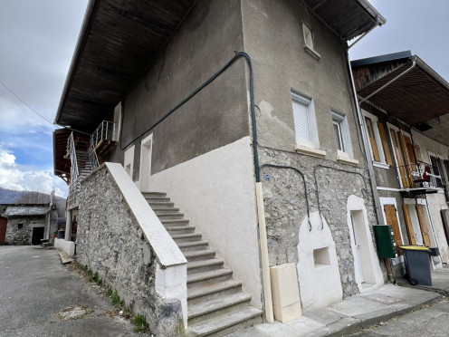 Immeuble à Grésy-sur-Isère (73460), pièces