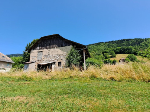 Terrain à La Bauche (73360),  pièces