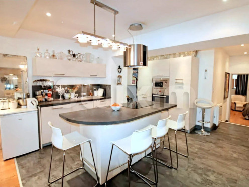 Appartement à Aix-les-Bains (73100), 4 pièces