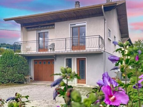 Maison de ville à  Chambéry (73000), 5 pièces