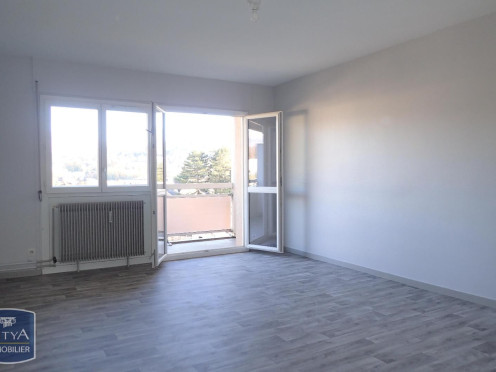 Appartement à  Chambéry (73000), 3 pièces