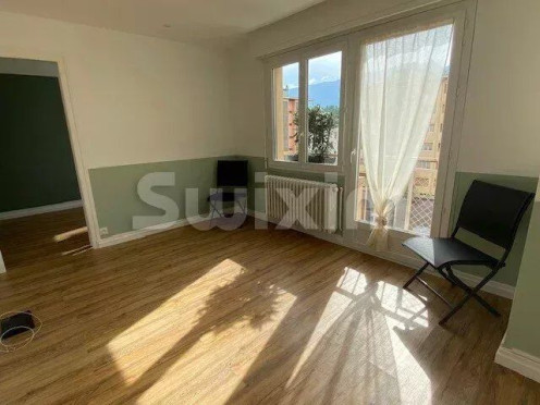 Appartement à  Aix-les-Bains (73100), 3 pièces