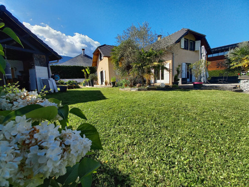 Maison à La Motte-Servolex (73290), 4 pièces