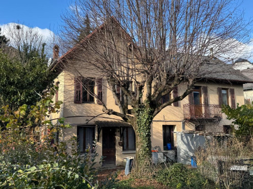 Maison bourgeoise à Saint-Jeoire-Prieuré (73190), 5 pièces