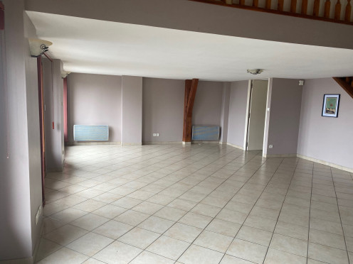 Duplex à  Saint-Pierre-d'Albigny (73250), 3 pièces