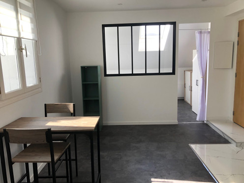 Appartement à  Aix-les-Bains (73100), 2 pièces