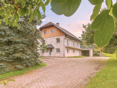 Villa à  Saint-Alban-Leysse (73230), 7 pièces