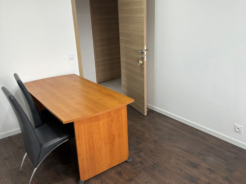 Bureau à Coise-Saint-Jean-Pied-Gauthier (73800), pièces