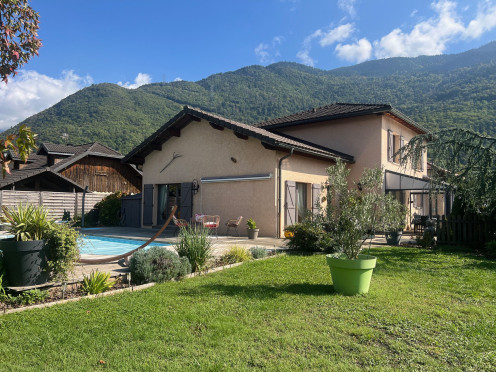 Villa à  Gilly-sur-Isère (73200), 5 pièces