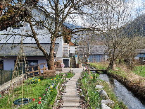 Propriété à Ugine (73400), 7 pièces