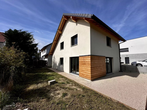 Maison à  Chambéry (73000), 5 pièces