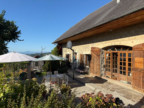 Maison à Montcel (73100), 6 pièces