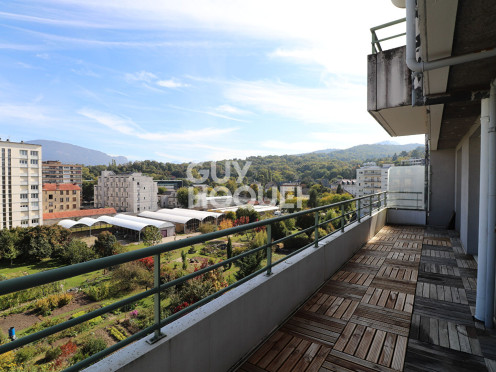 Appartement à Chambéry (73000), 3 pièces