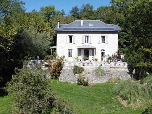 Propriété à Chambéry (73000), 7 pièces