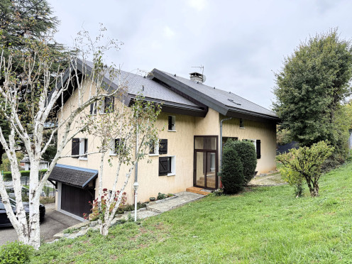 Maison à Saint-Baldoph (73190), 11 pièces
