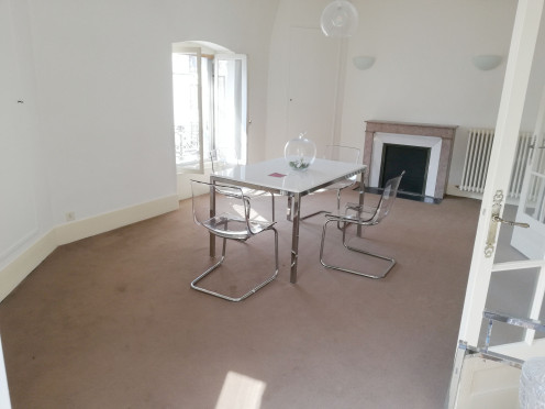 Appartement à Aix-les-Bains (73100), 4 pièces