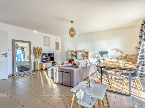 Appartement à Aix-les-Bains (73100), 3 pièces
