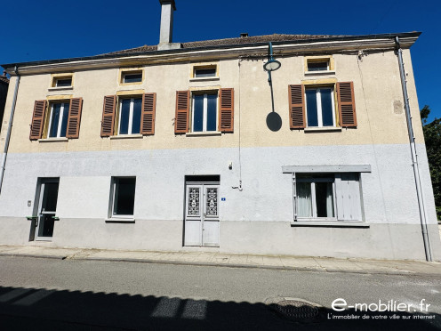 Maison à  Briennon (42720), 7 pièces