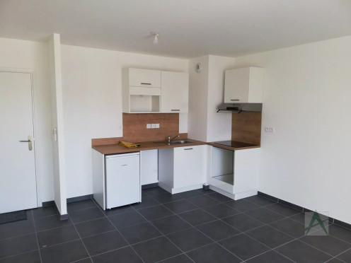 Appartement à  Chambéry (73000), 2 pièces