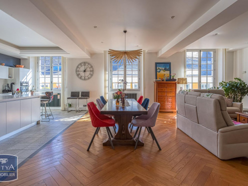 Appartement à  Chambéry (73000), 5 pièces