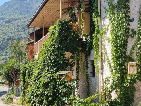 Maison de village à  Saint-Jean-de-la-Porte (73250), 7 pièces