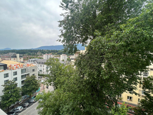 Appartement à Aix-les-Bains (73100), 2 pièces