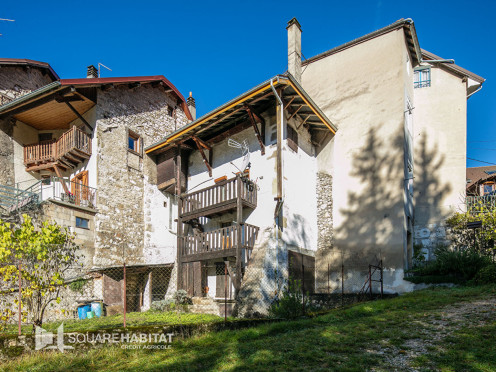 Maison à Les Échelles (73360), 2 pièces