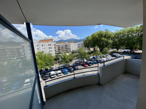 Appartement à  Chambéry (73000), 2 pièces