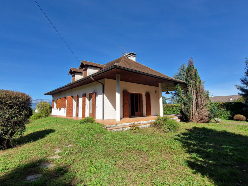Villa à  Chapareillan (38530), 7 pièces