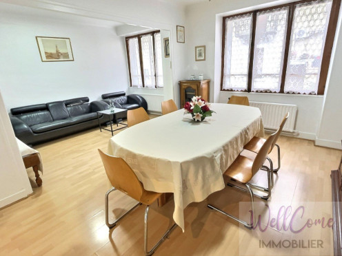 Immeuble à  Aix-les-Bains (73100), 11 pièces