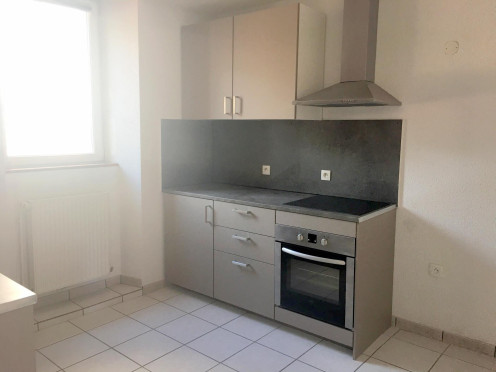 Appartement à  Saint-Pierre-d'Albigny (73250), 3 pièces