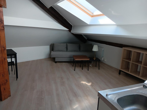 Meublé à  Chambéry (73000), 1 pièces