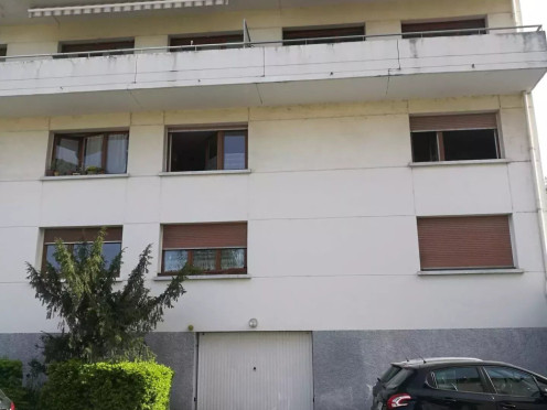 Parking à  Chambéry (73000), 1 pièces